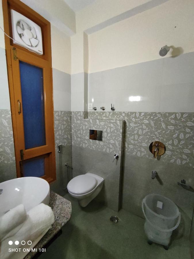 Hotel Cozy Haven Mandi Εξωτερικό φωτογραφία