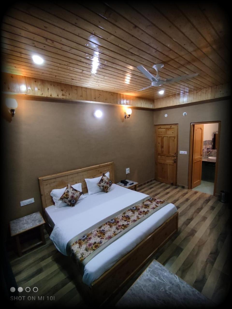 Hotel Cozy Haven Mandi Εξωτερικό φωτογραφία