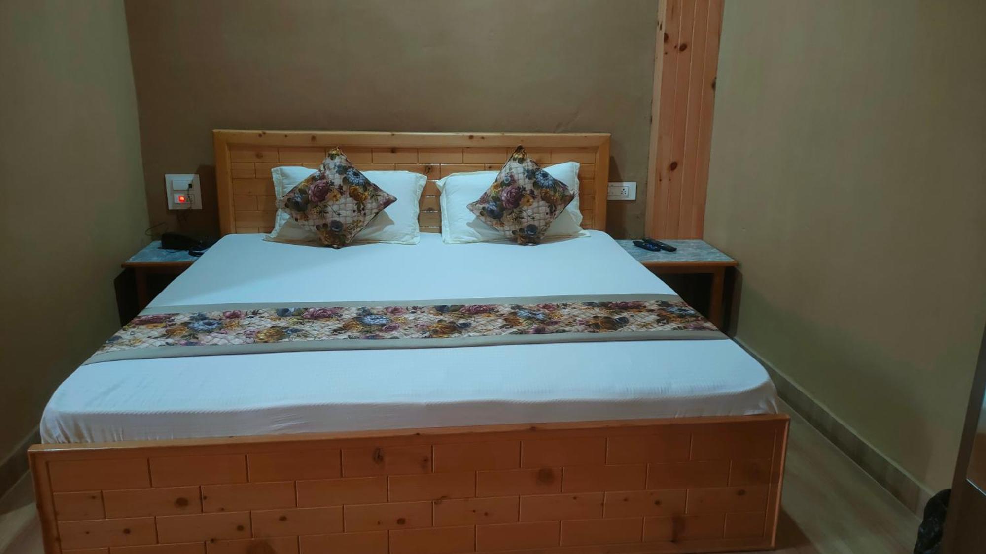 Hotel Cozy Haven Mandi Εξωτερικό φωτογραφία